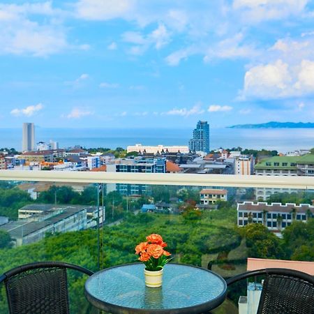 The Vision By Tech Apartment Pattaya Exterior photo